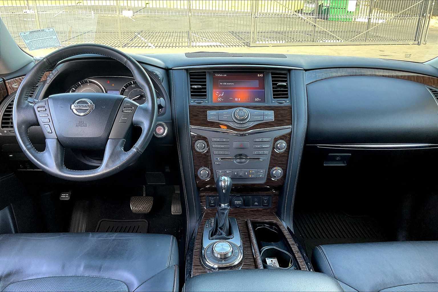 2017 Nissan Armada SL photo 2
