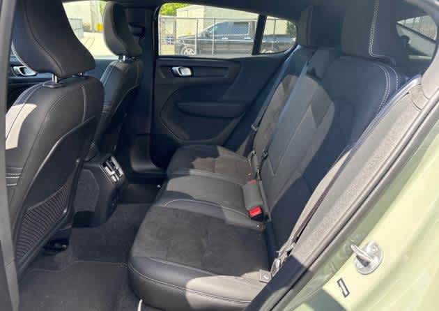 2023 Volvo C40 Recharge Pure Electric Ultimate photo 5