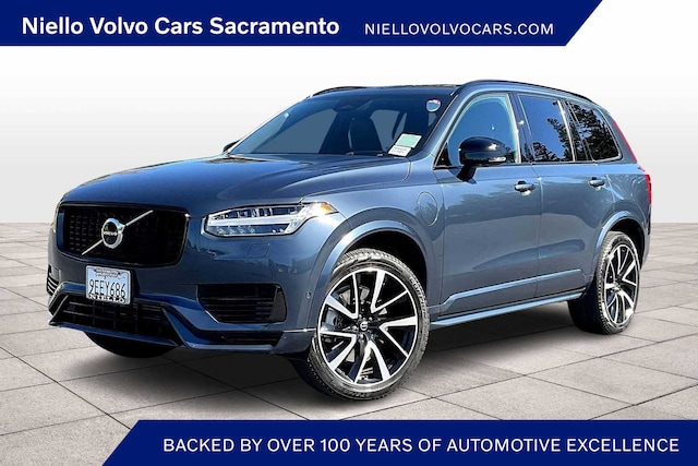 2023 Volvo XC90 Recharge Plug-In Hybrid Ultimate Dark Theme T8 eAWD PHEV 7P