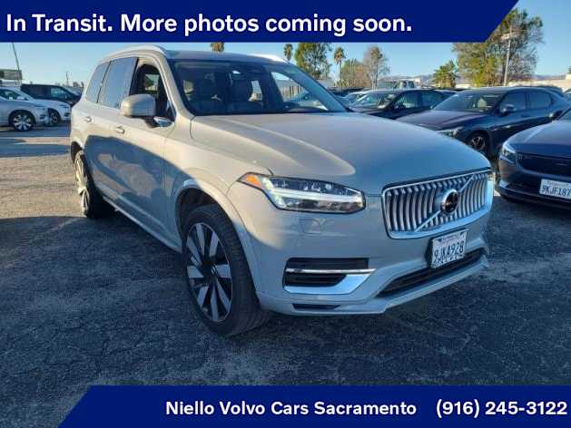 2024 Volvo XC90 Plus's photo