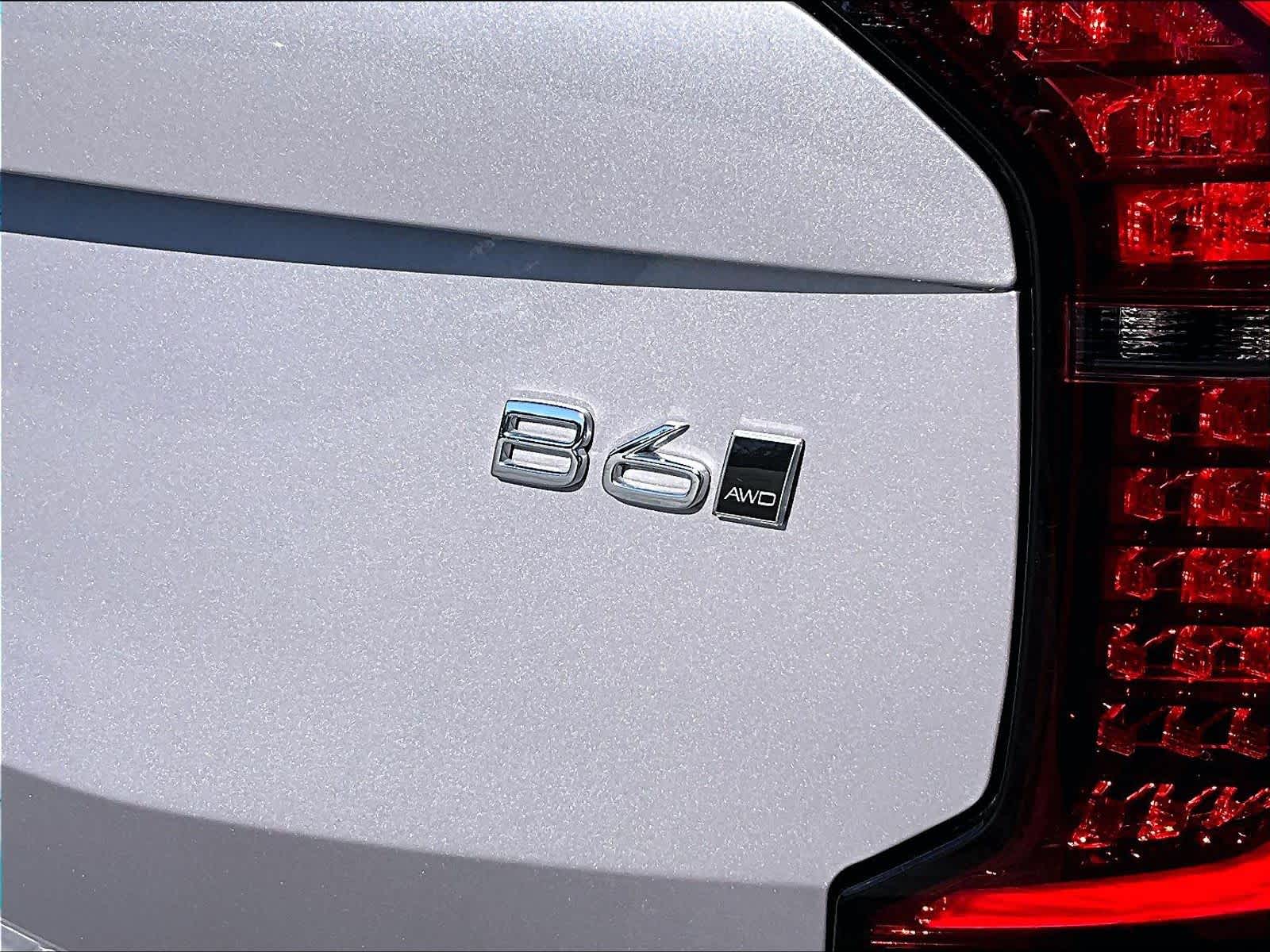 2026 Volvo XC90 Plus - Photo 10