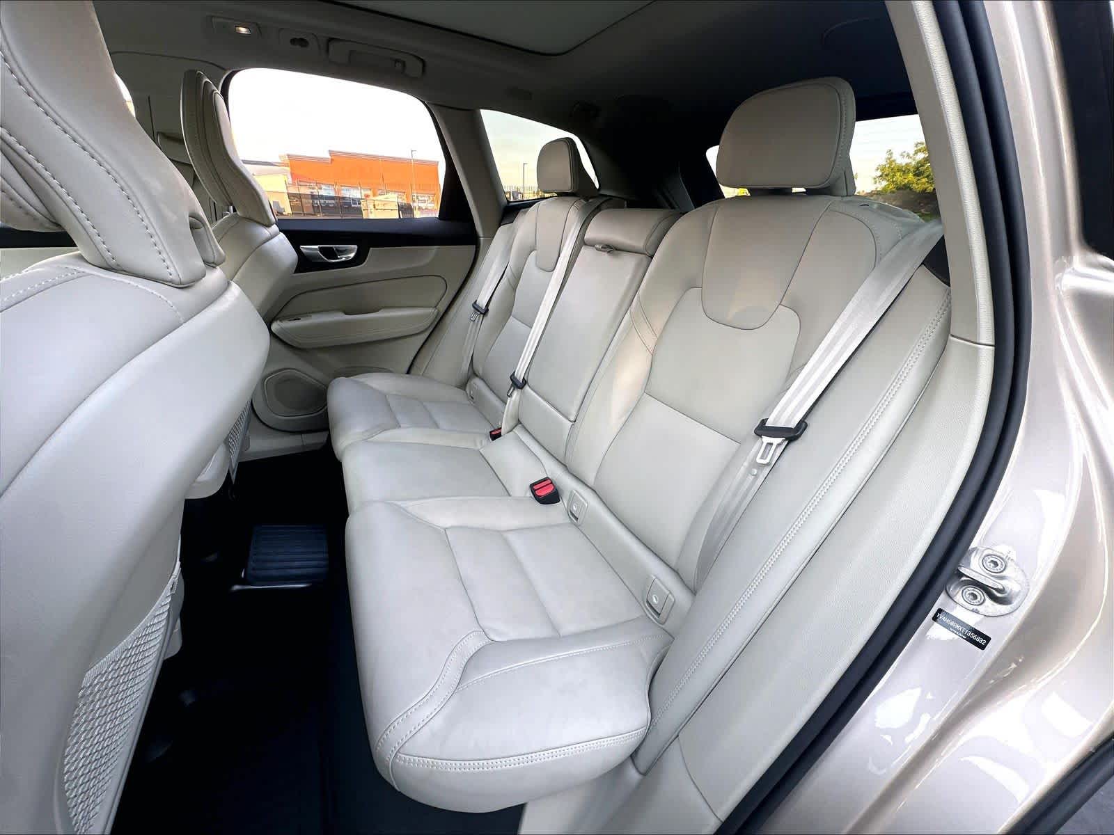 2026 Volvo XC60 Ultra - Photo 26