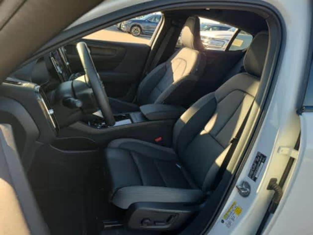 Certified 2023 Volvo C40 Recharge Pure Electric Core Twin eAWD