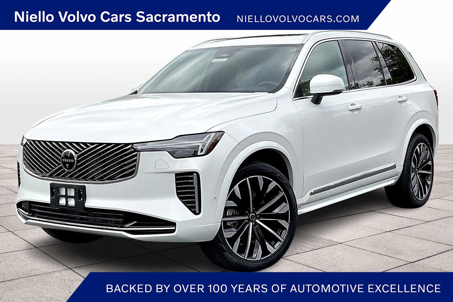 2026 Volvo XC90 Plus's photo