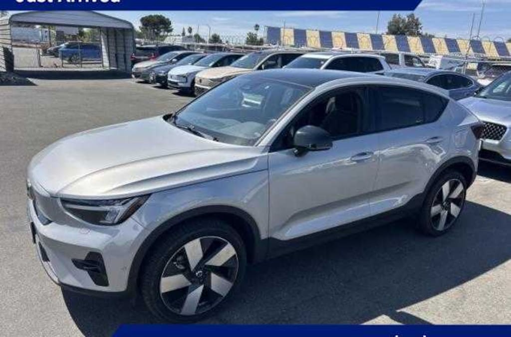 Used 2023 Volvo C40 Recharge Pure Electric Ultimate Twin eAWD