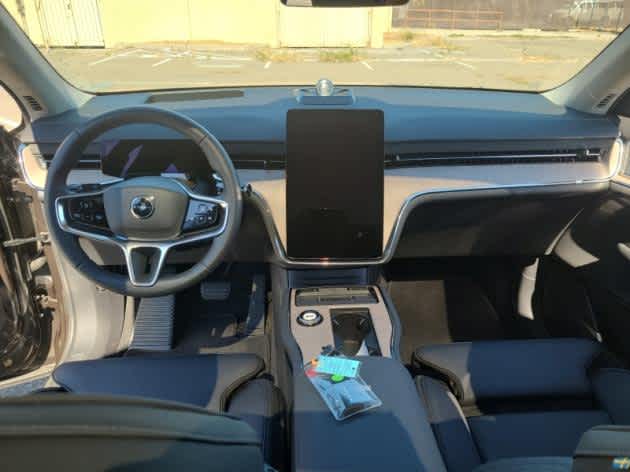 2025 Volvo EX90 Ultra Twin Motor Performance photo 3