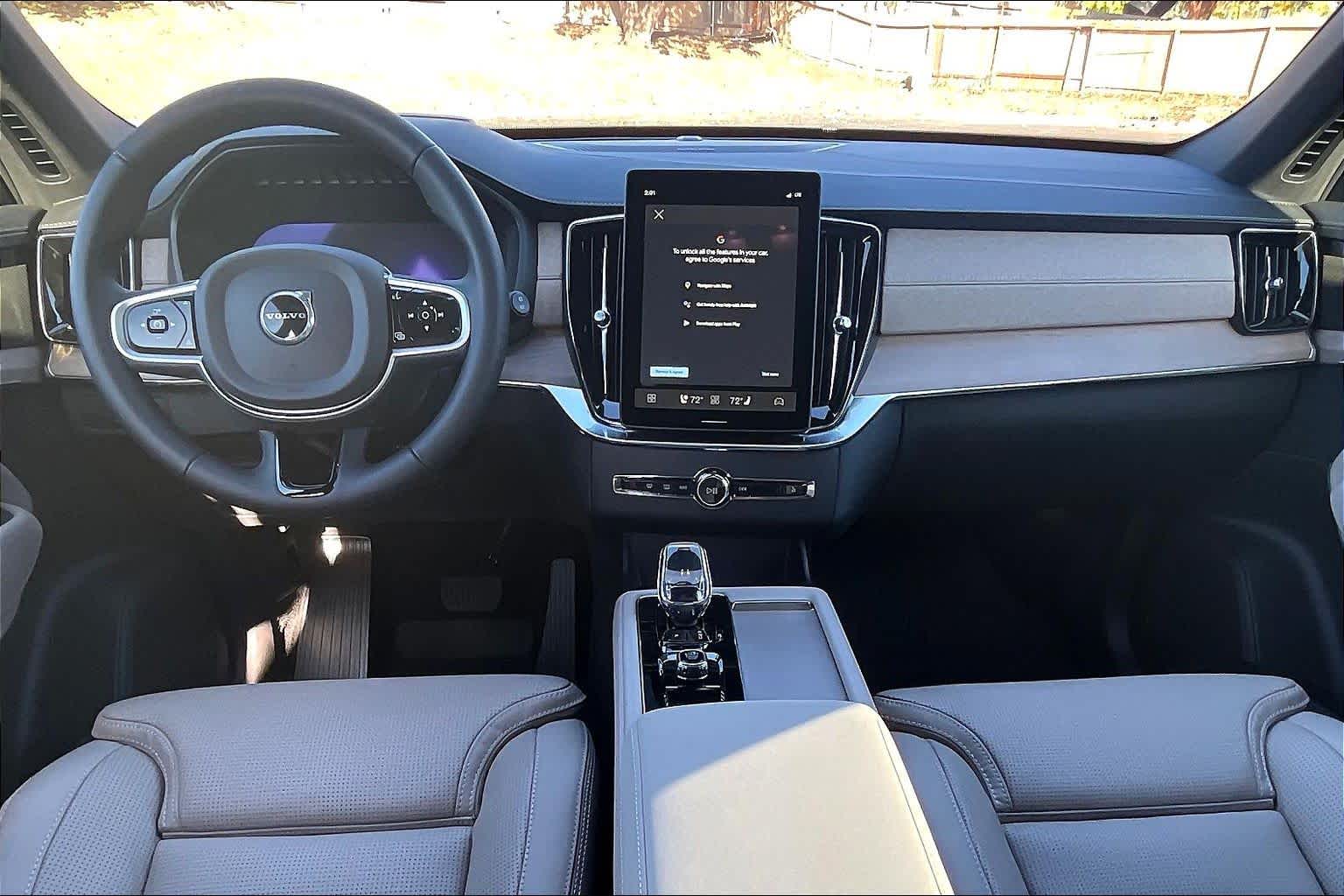 2026 Volvo XC90 B6 Ultra Dark Theme 7-Seater photo 6