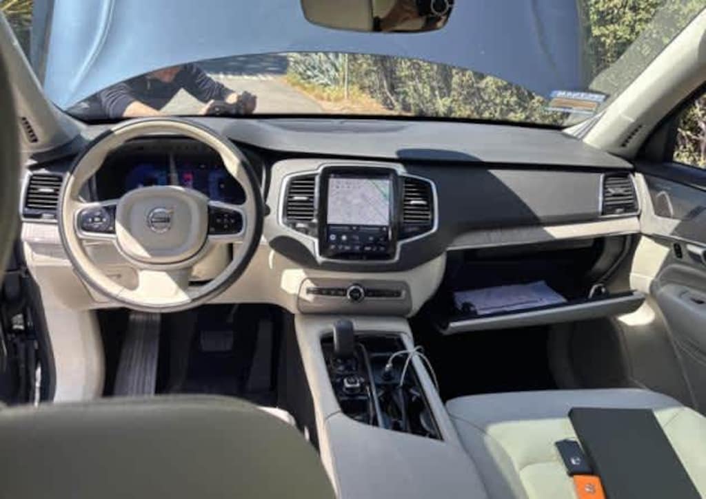 Used 2024 Volvo XC90 Recharge Plug-In Hybrid Plus Bright Theme T8 eAWD PHEV 7P
