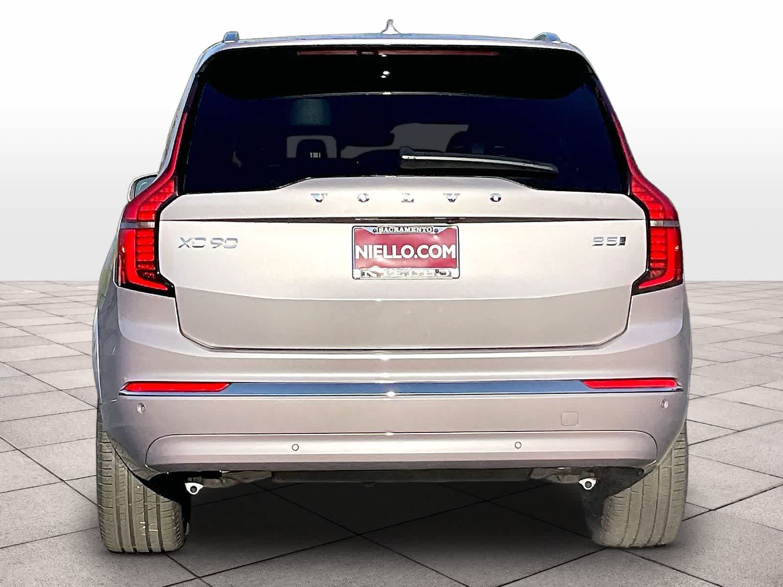 2026 Volvo XC90 B5 Plus 7-Seater photo 5