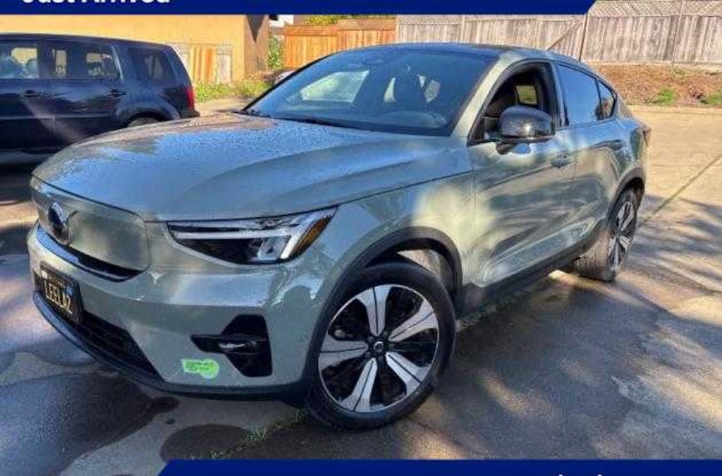 Used 2023 Volvo C40 Recharge Pure Electric Plus Twin eAWD