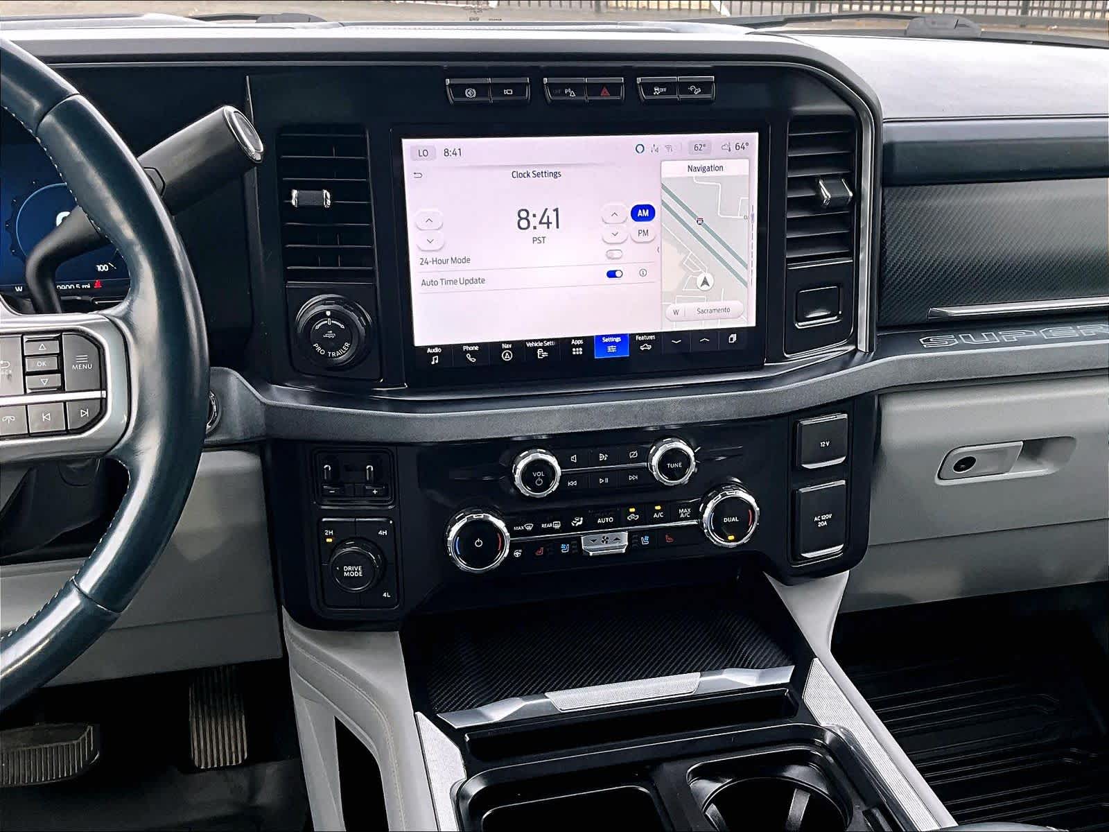 2024 Ford Super Duty F-450 Pickup Limited 4WD Crew Cab 8 Box photo 6