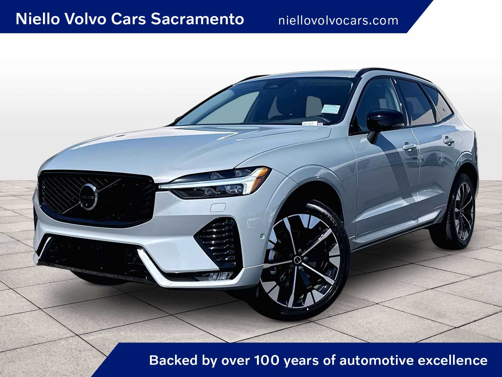 2026 Volvo XC60 B5 Plus Dark AWD's photo
