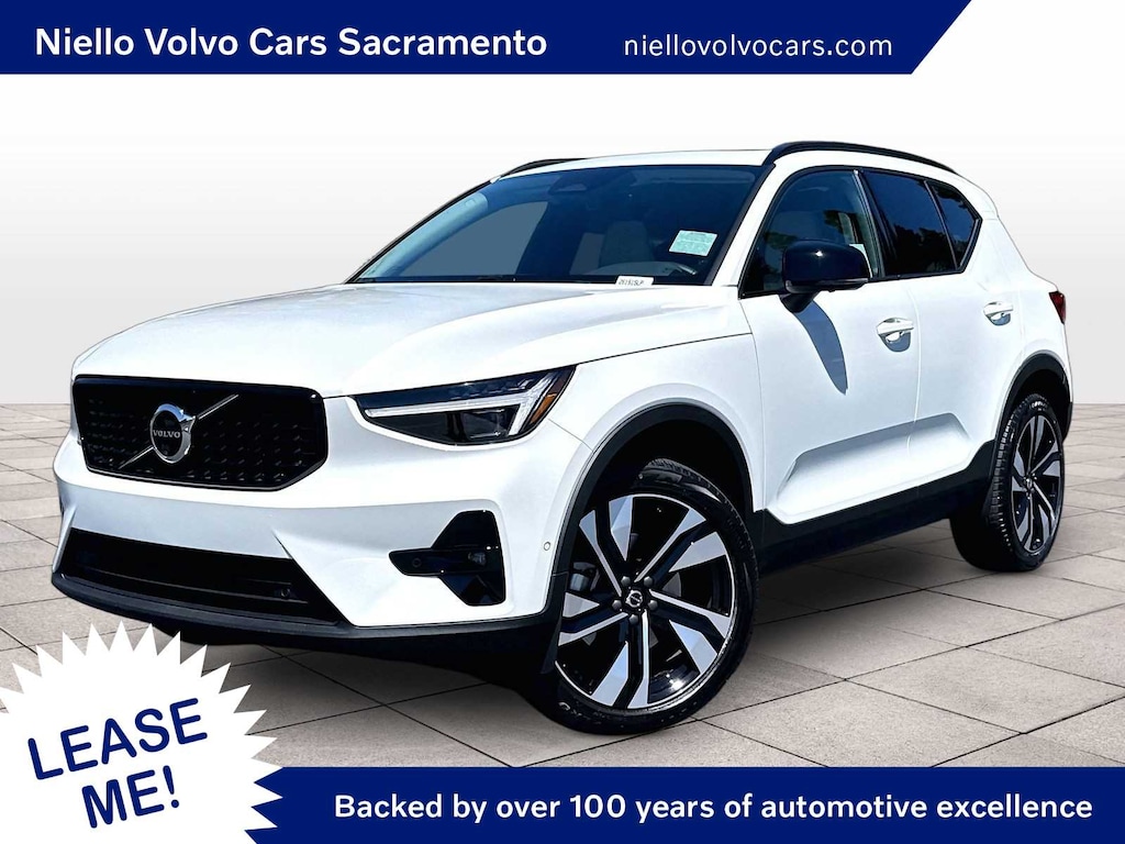 Certified 2026 Volvo XC40 Plus B4 FWD