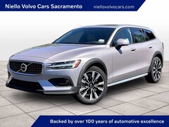 2026 Volvo V60 Cross Country B5 Ultra Wagon