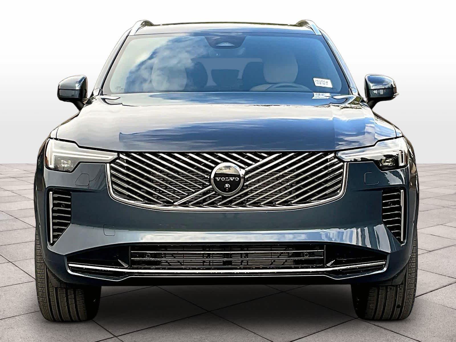 2026 Volvo XC90 B6 Plus 7-Seater photo 4