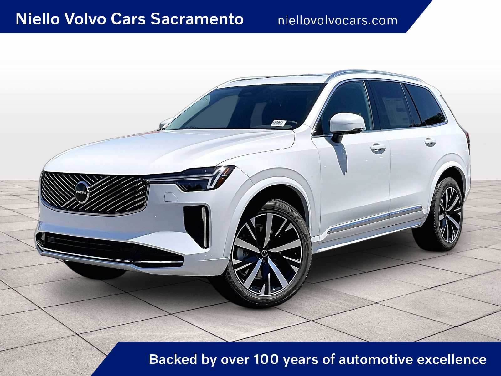 2026 Volvo XC90 B6 Core Bright 4WD's photo