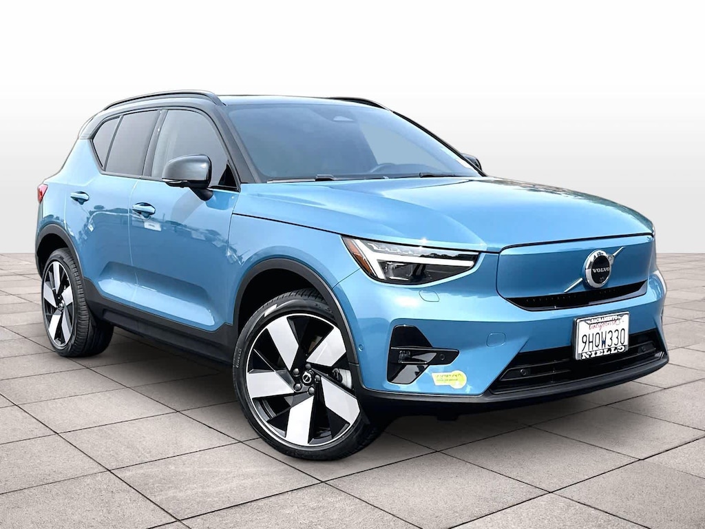 Used 2023 Volvo XC40 Recharge Pure Electric Ultimate Twin eAWD
