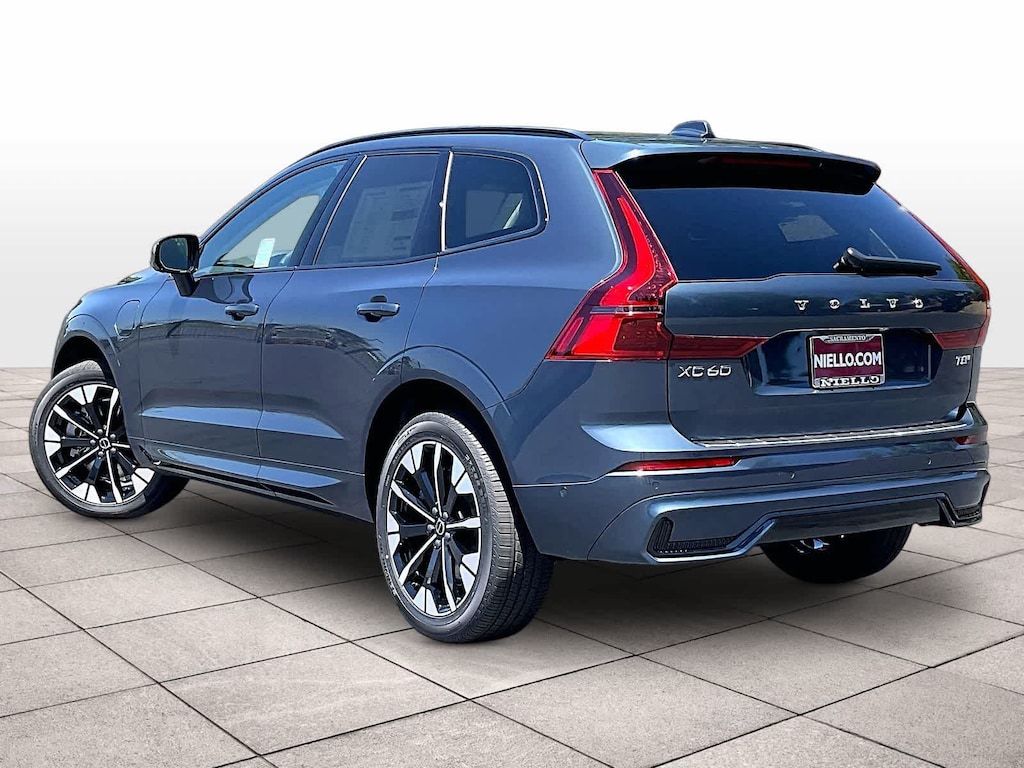 New 2026 Volvo XC60 plug-in hybrid T8 Plus SUV