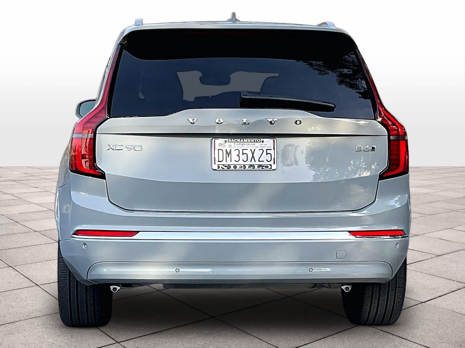 2025 Volvo XC90 Core - Photo 6