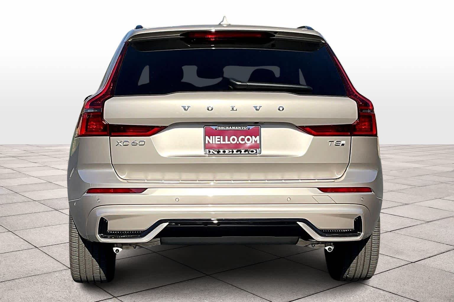 2026 Volvo XC60 plug-in hybrid T8 Ultra photo 5