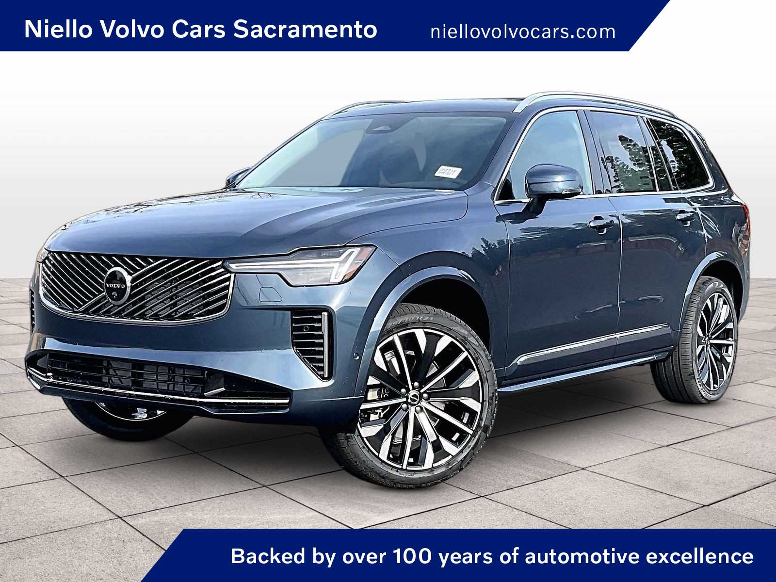 2026 Volvo XC90 B5 Plus Bright 4WD's photo
