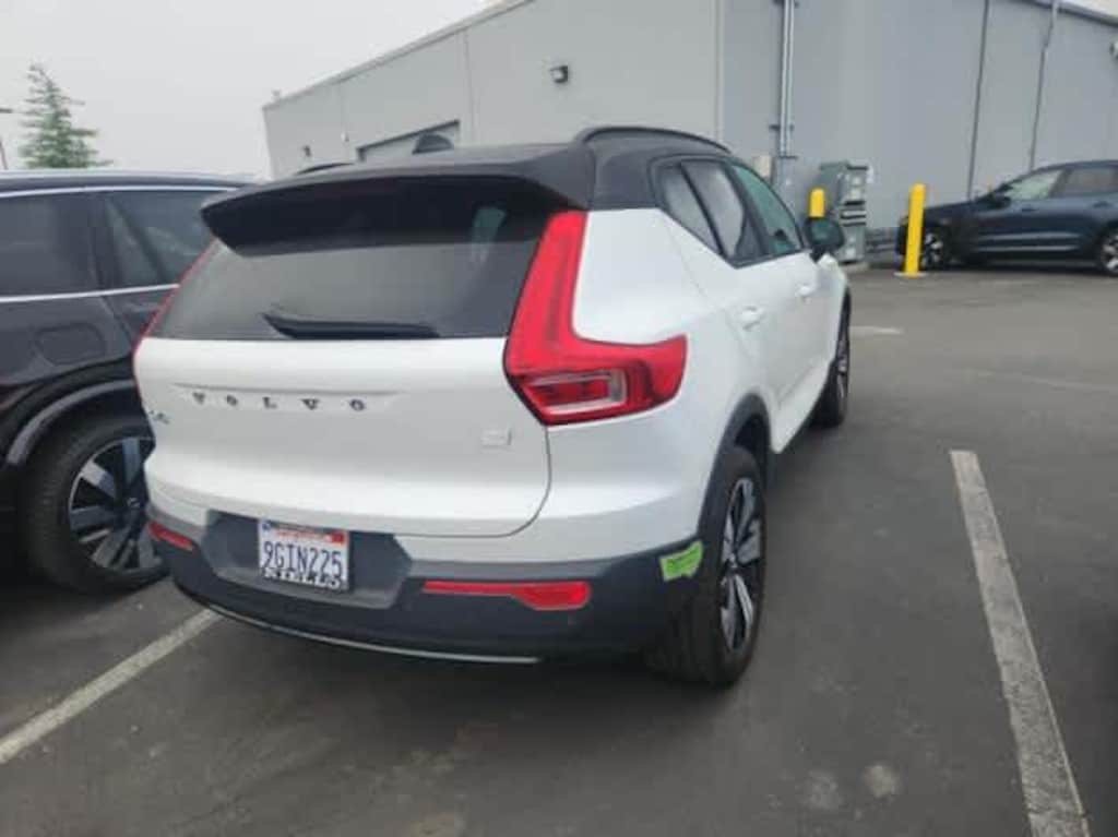 Used 2023 Volvo XC40 Recharge Pure Electric Core