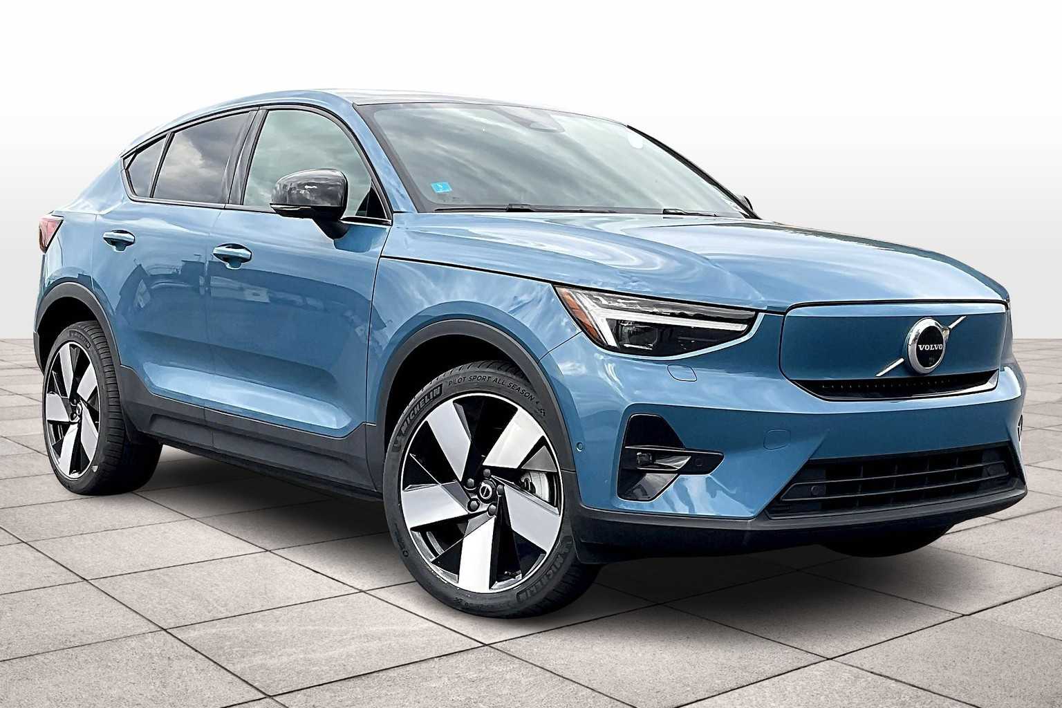 2023 Volvo C40 Recharge Ultimate photo 2