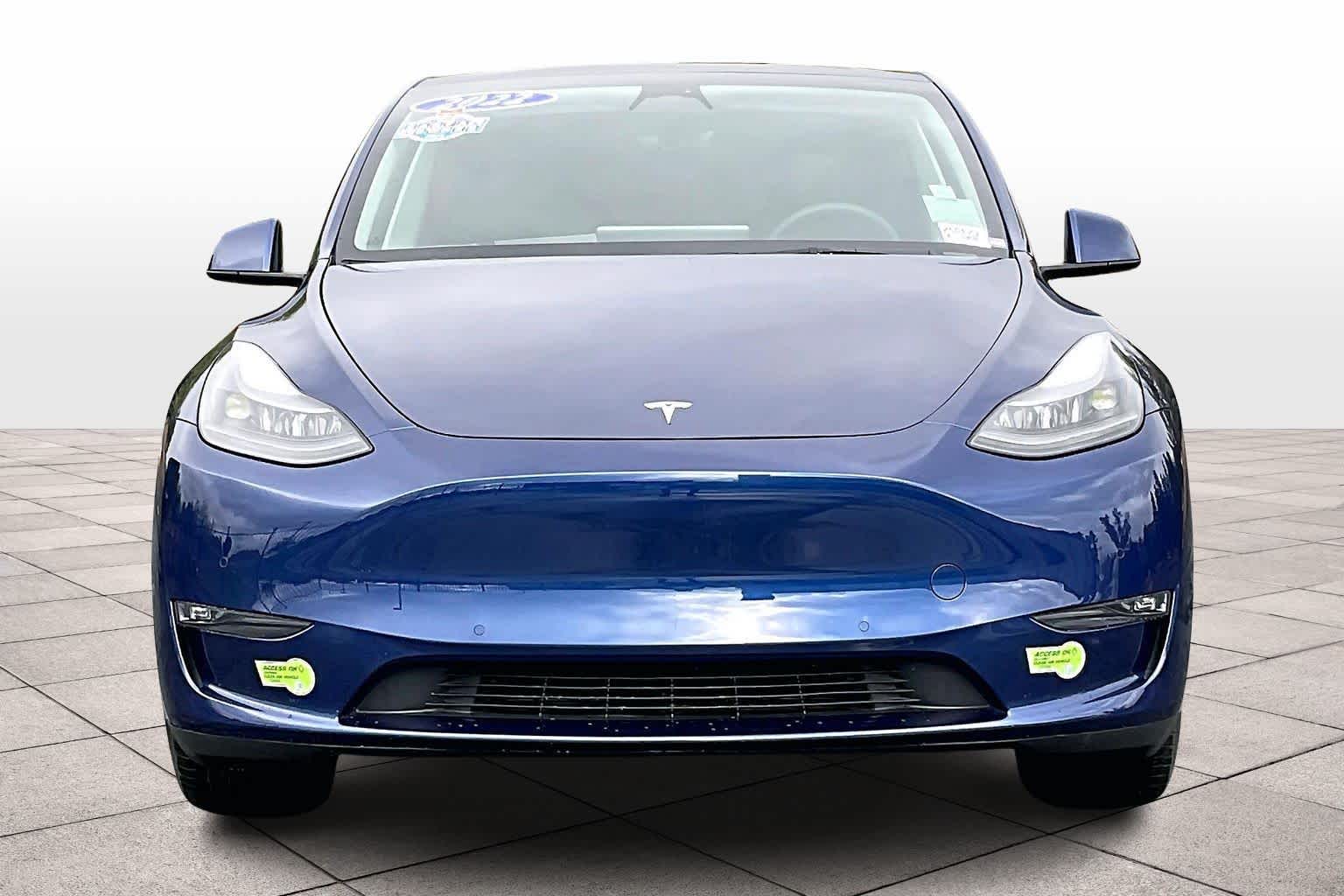2022 Tesla Model Y Long Range photo 3