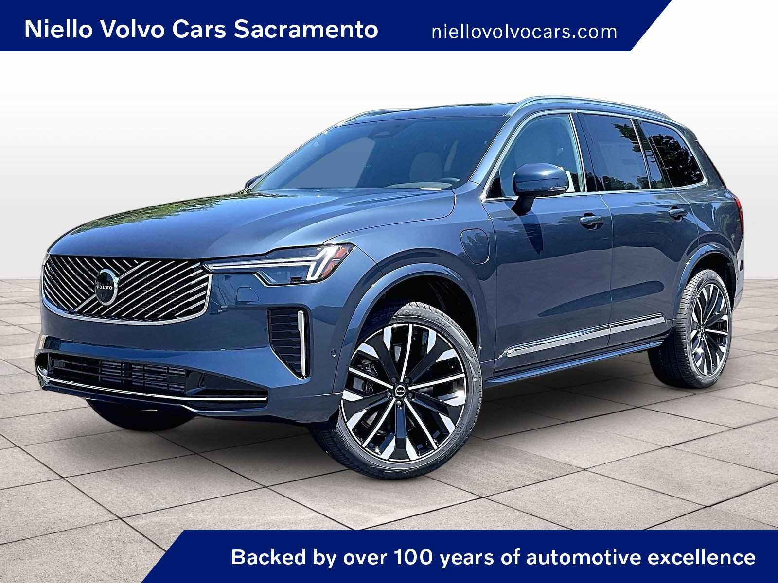 2026 Volvo XC90 T8 Recharge Plus Bright 7-Seat 4WD's photo
