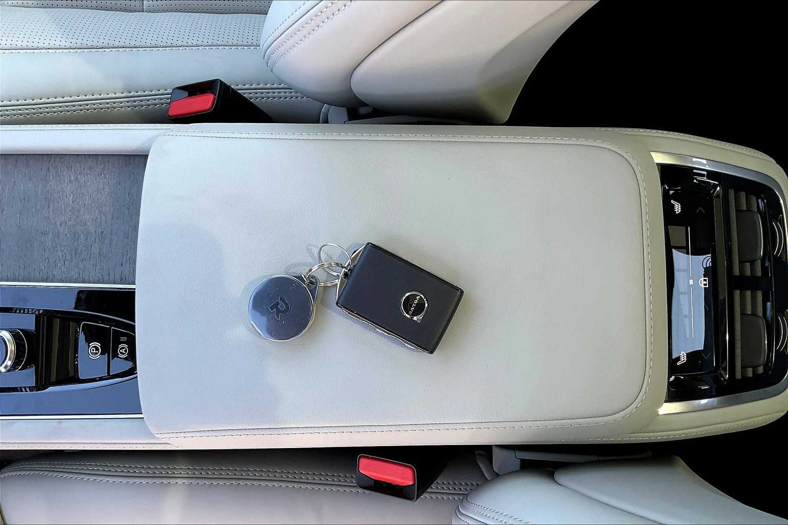 2026 Volvo XC90 Ultra - Photo 35