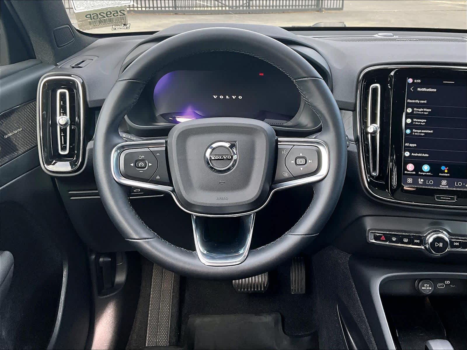 2023 Volvo XC40 Recharge Pure Electric Ultimate photo 5