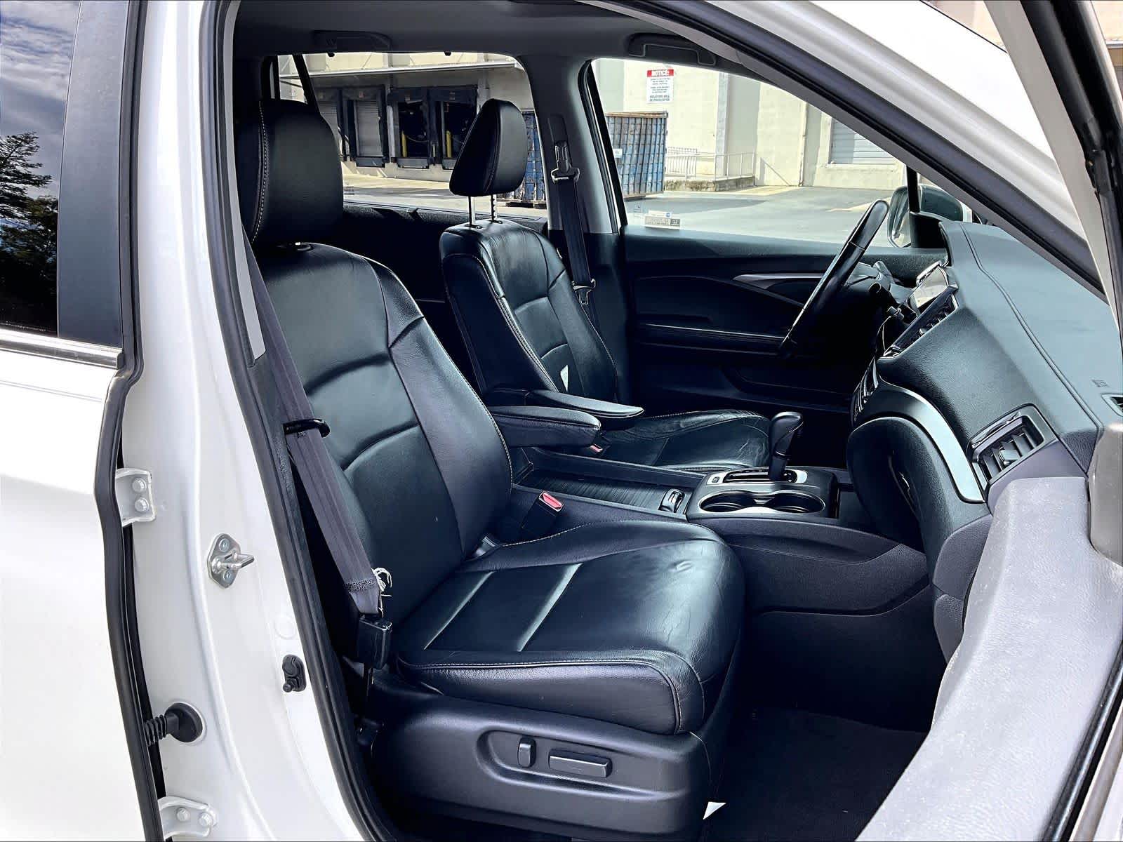 2019 Honda Pilot EX-L photo 3