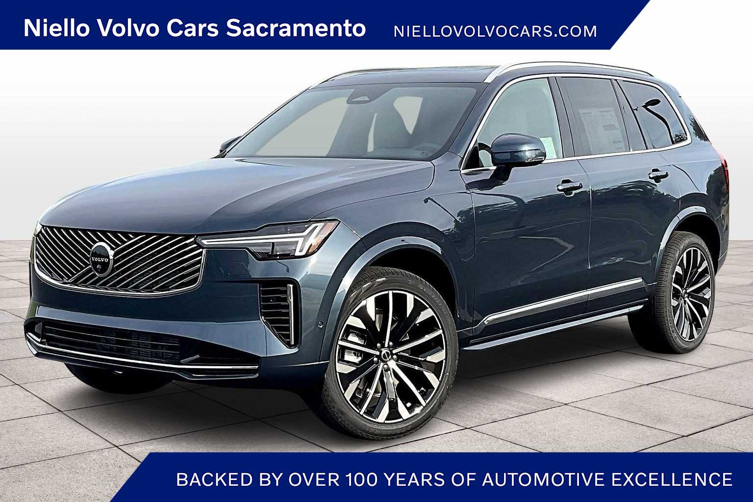 2026 Volvo XC90 Plus's photo