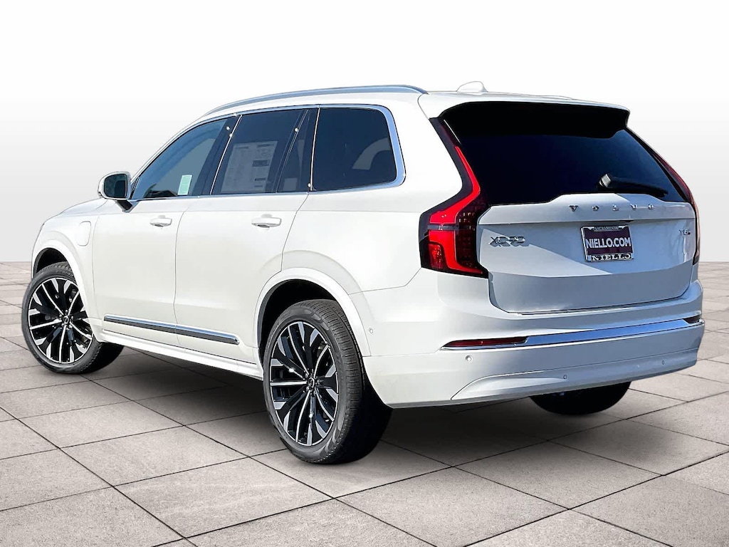 New 2026 Volvo XC90 plug-in hybrid T8 Plus 7-Seater SUV