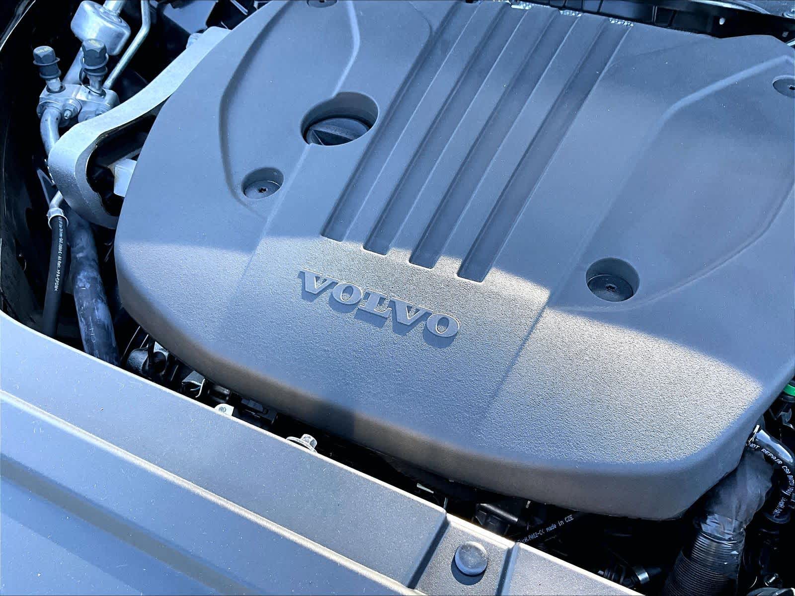 2025 Volvo XC90 Core - Photo 32