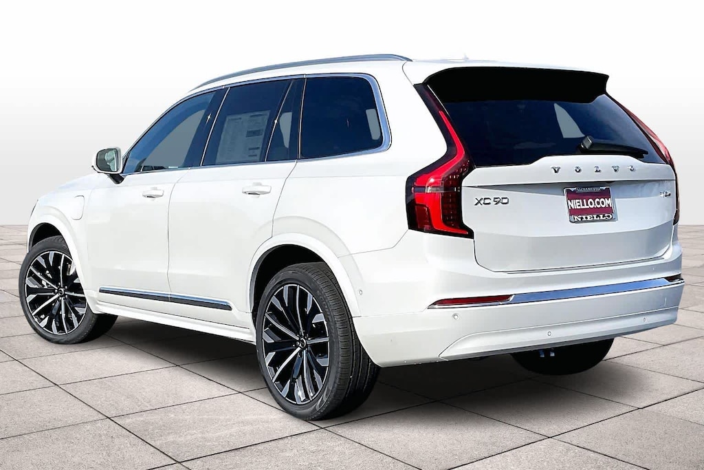 New 2026 Volvo XC90 plug-in hybrid T8 Plus 6-Seater SUV