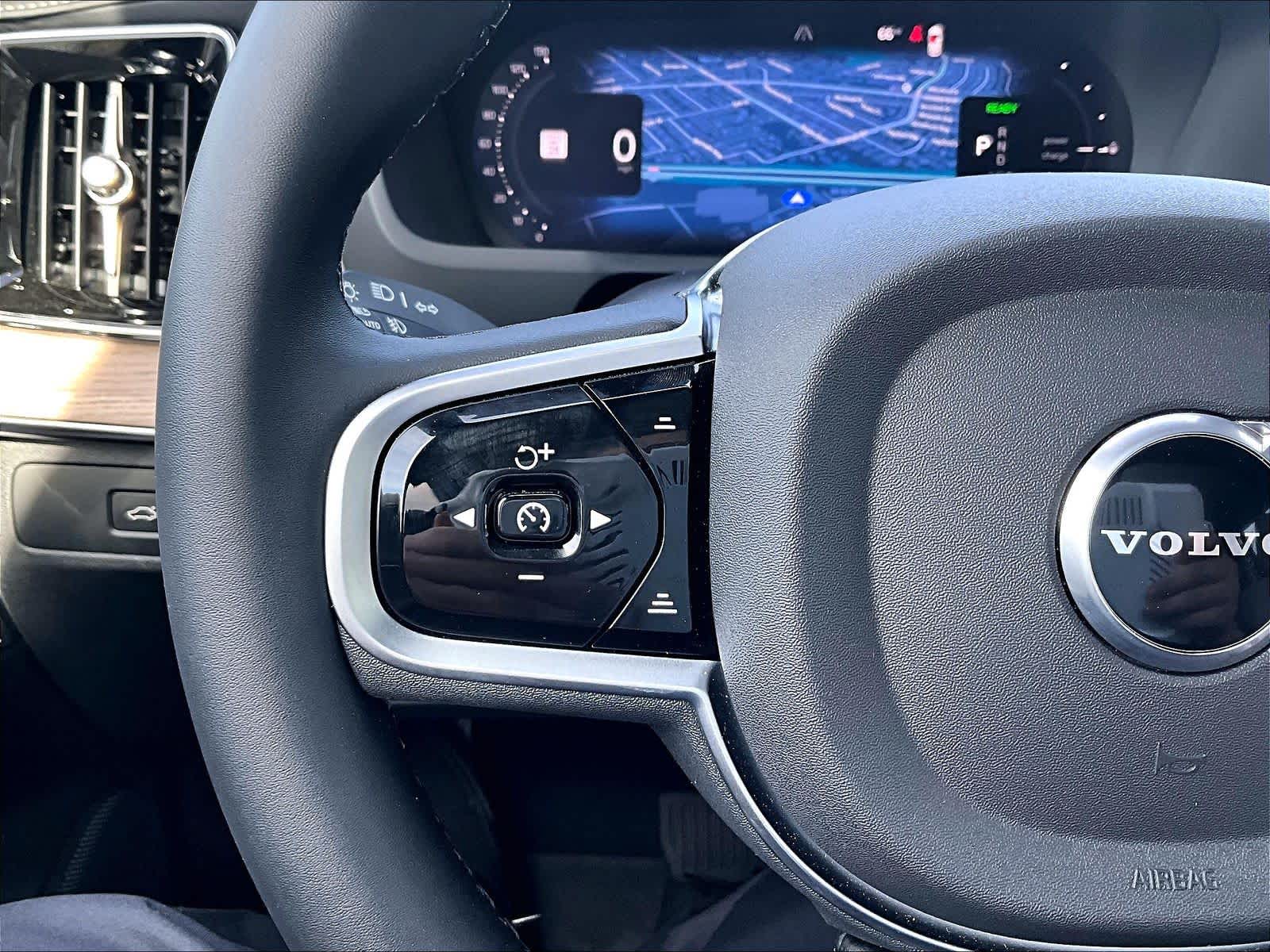 2026 Volvo XC90 Ultra - Photo 18