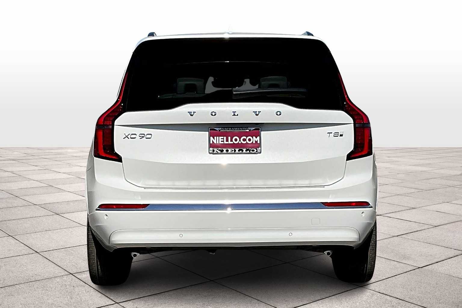 2026 Volvo XC90 Ultra - Photo 6