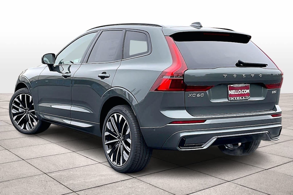 New 2026 Volvo XC60 B5 Ultra SUV