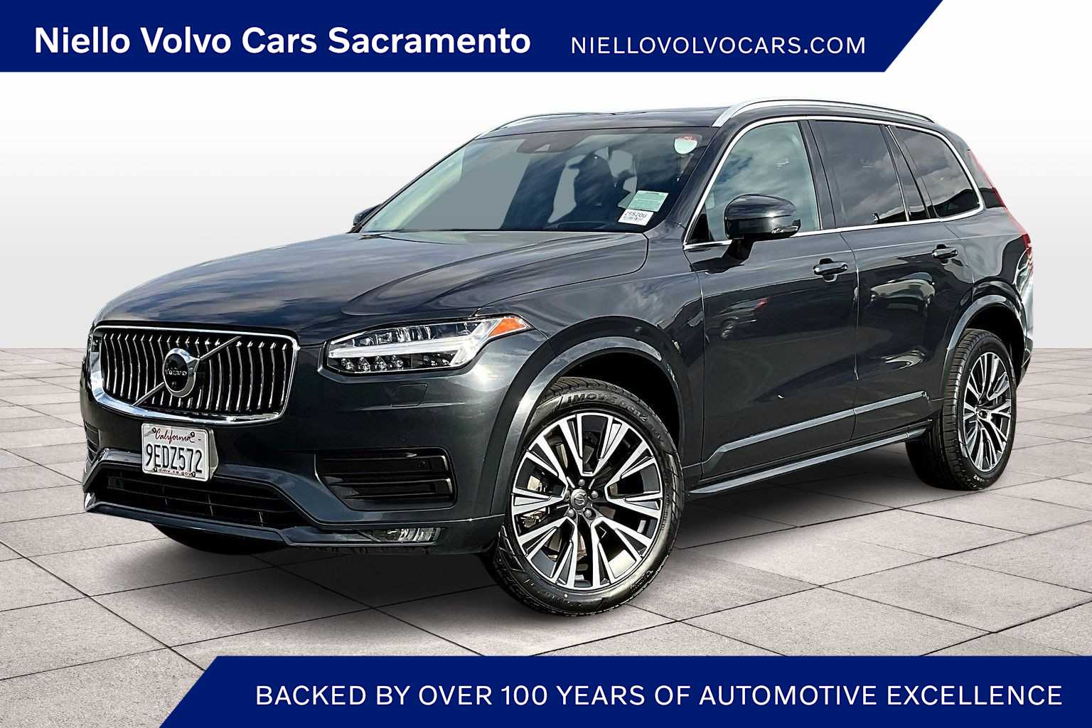 2022 Volvo XC90 Momentum
