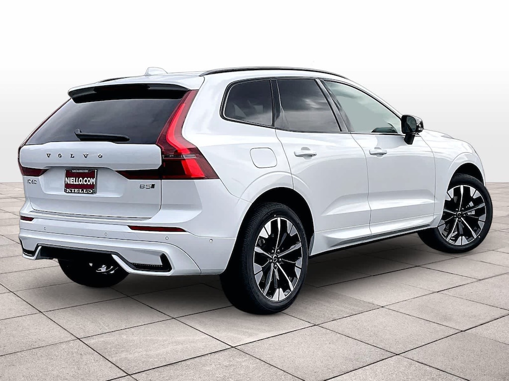New 2026 Volvo XC60 B5 Plus SUV