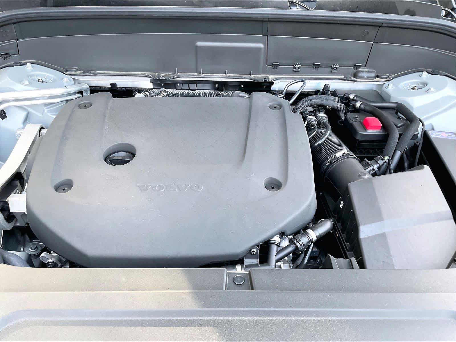 2025 Volvo XC90 Core - Photo 12