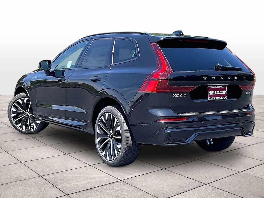 New 2026 Volvo XC60 plug-in hybrid T8 Ultra SUV
