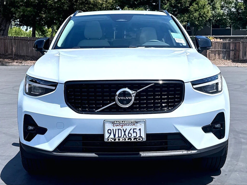 Used 2026 Volvo XC40 Plus B5 AWD