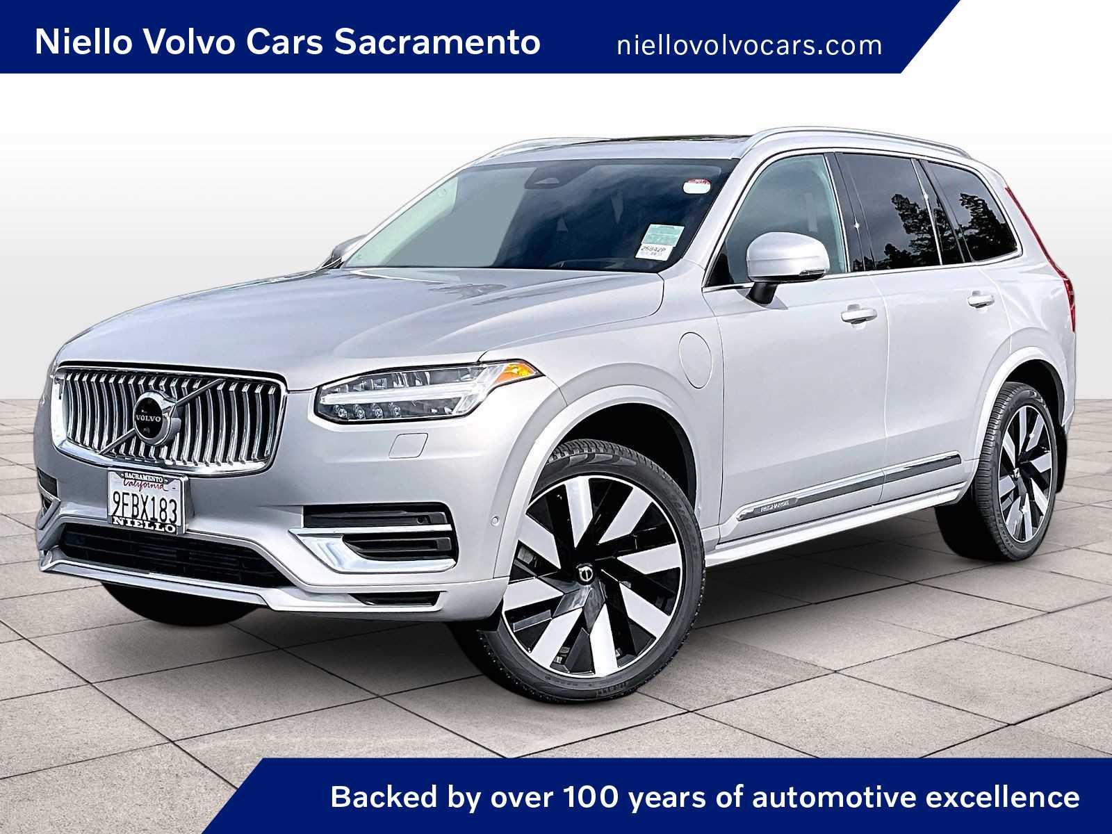 2023 Volvo XC90 Recharge Plug-In Hybrid Ultimate Bright Theme photo 1