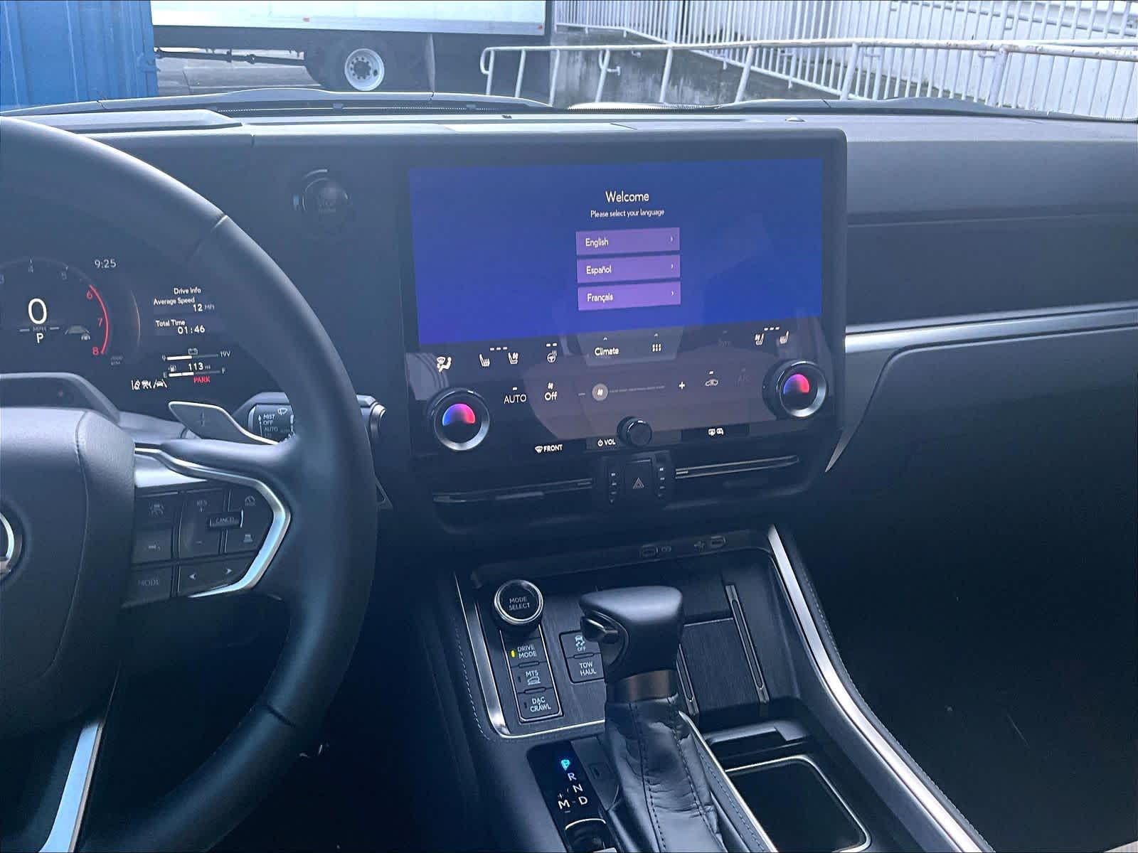 2025 LEXUS GX 550 Overtrail+ photo 6