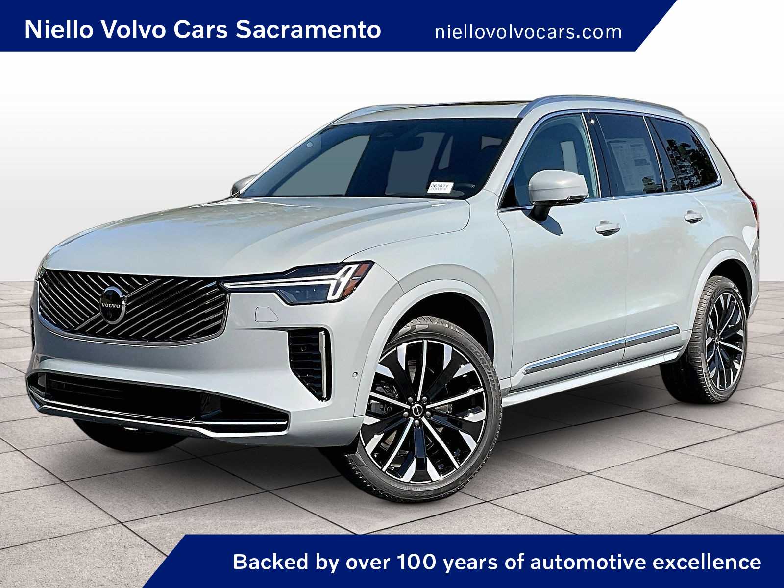 2026 Volvo XC90 B5 Plus Bright 4WD's photo