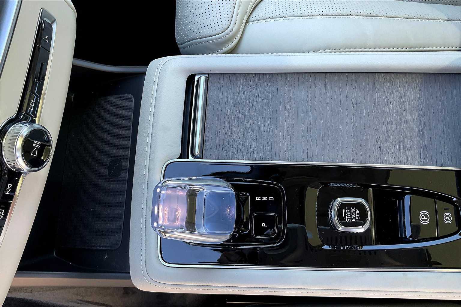 2026 Volvo XC90 Ultra - Photo 10