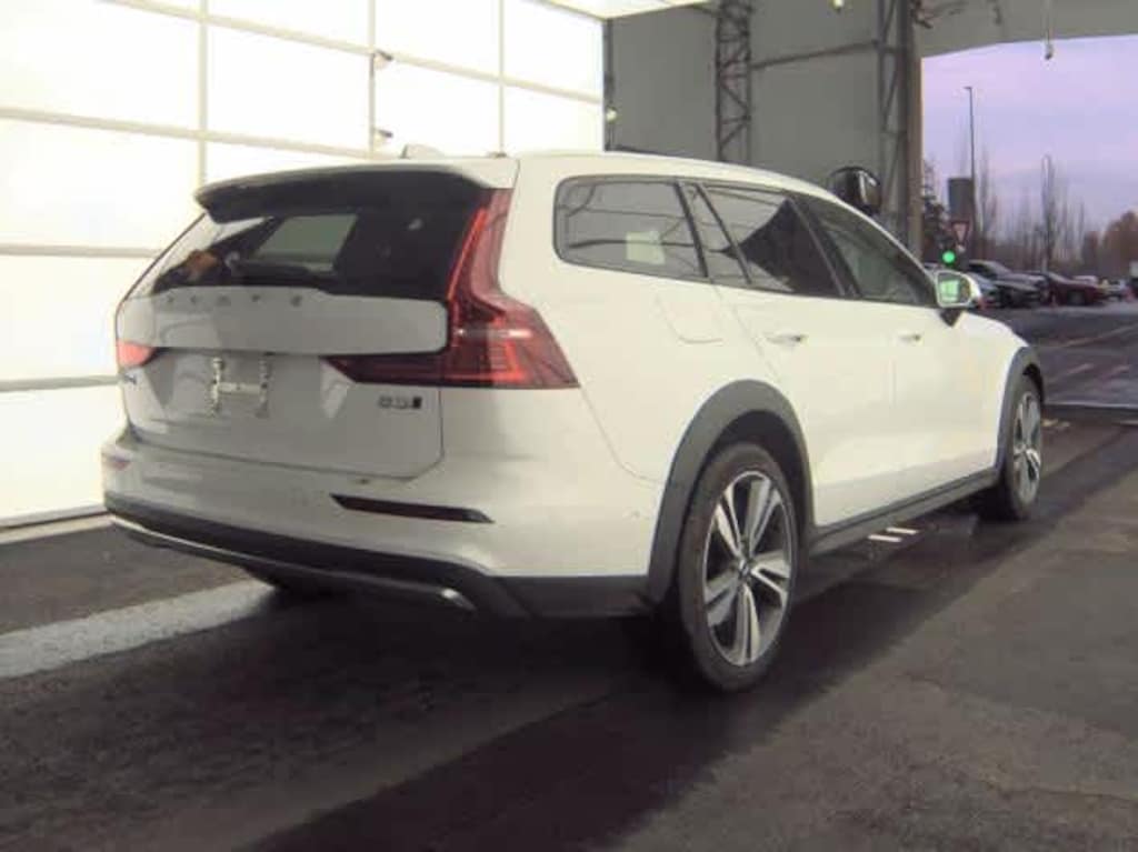 Certified 2025 Volvo V60 Cross Country Plus B5 AWD