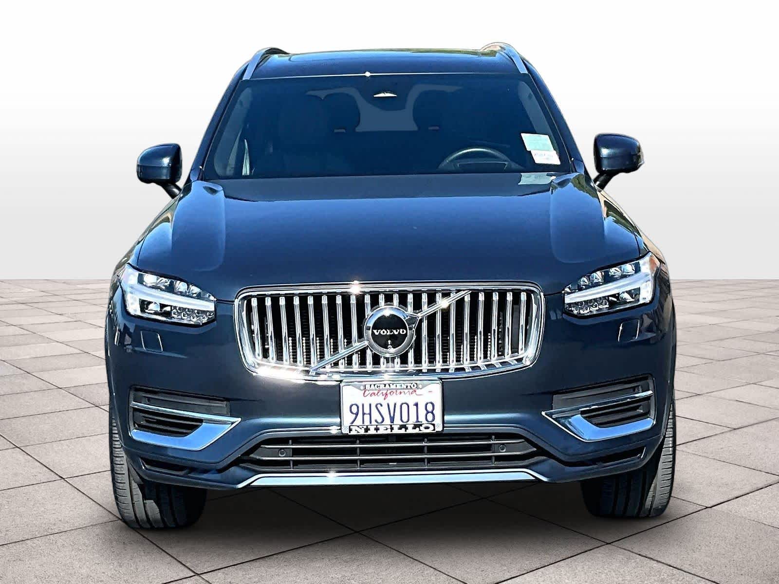 2024 Volvo XC90 Recharge Plug-In Hybrid Ultimate Bright Theme photo 2